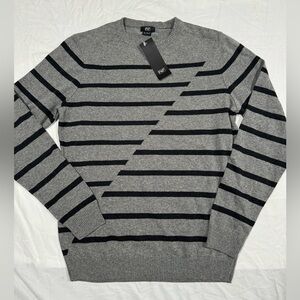 Men’s Sweater Top-NWT
